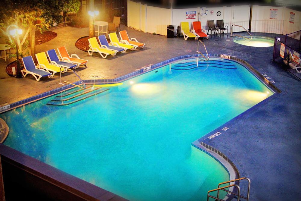 Ramada By Wyndham Kissimmee Downtown Hotel Exteriér fotografie