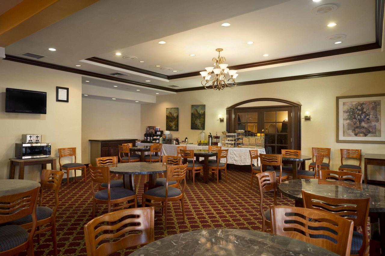 Ramada By Wyndham Kissimmee Downtown Hotel Exteriér fotografie