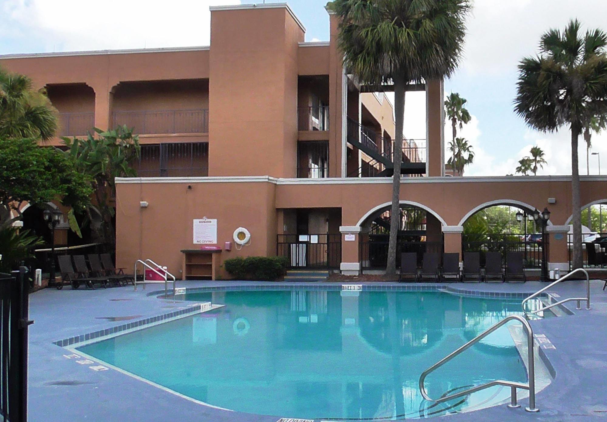 Ramada By Wyndham Kissimmee Downtown Hotel Exteriér fotografie